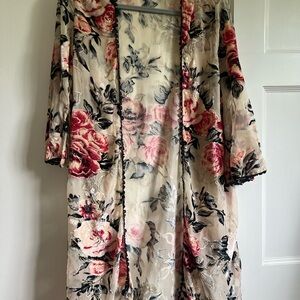 Pink and Cream Floral Lounge Robe